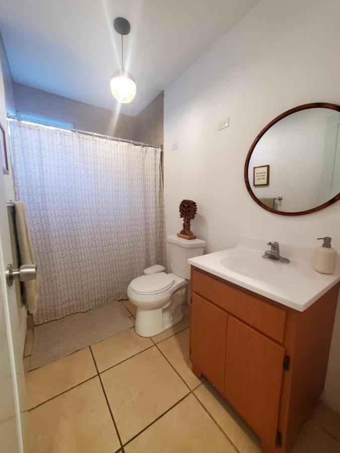 Aguadilla Waves Apt Free Parking & Wifi 8 Minute Walk From Crashboat Beach Bagian luar foto